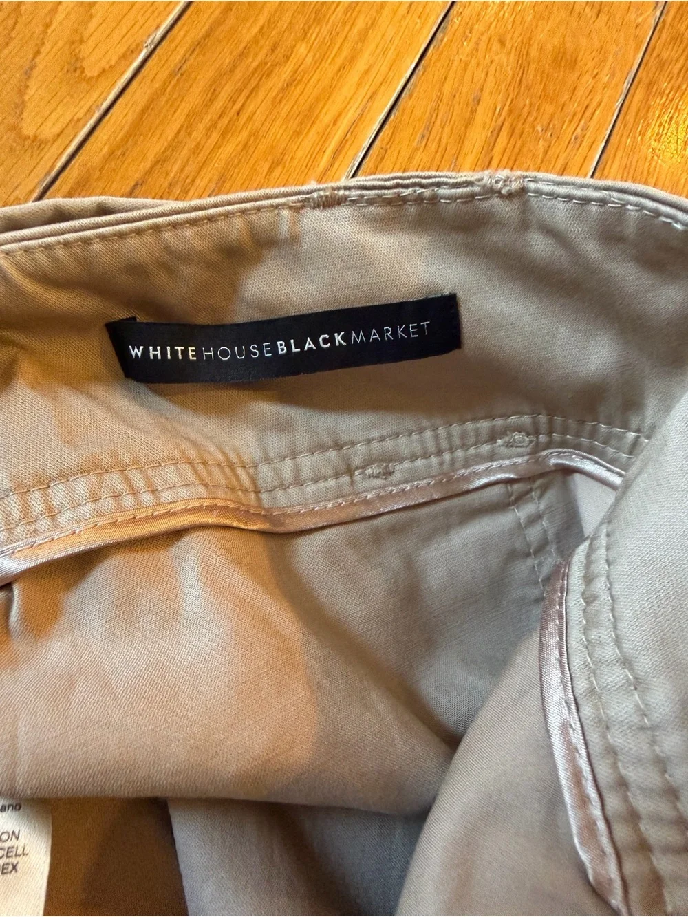 NEW White House Black Market High-Waist Tie-Belt 4" Shorts Womens Sz 2 Tan Beige - Picture 4 of 6